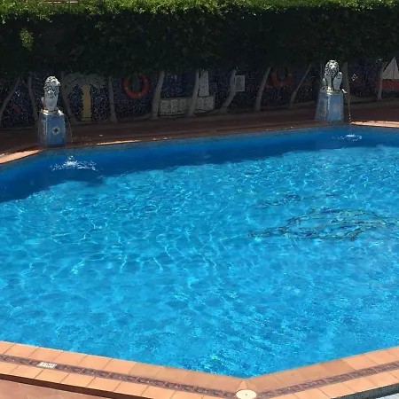 Apartment Surycan Tropical Garden