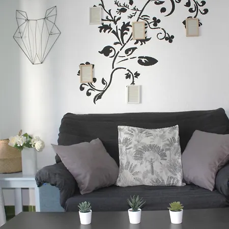 Surycan Tropical Garden Apartment *